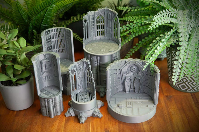 Modular display plinths and diorams for miniatures and wargame squads | Ancient Aliens